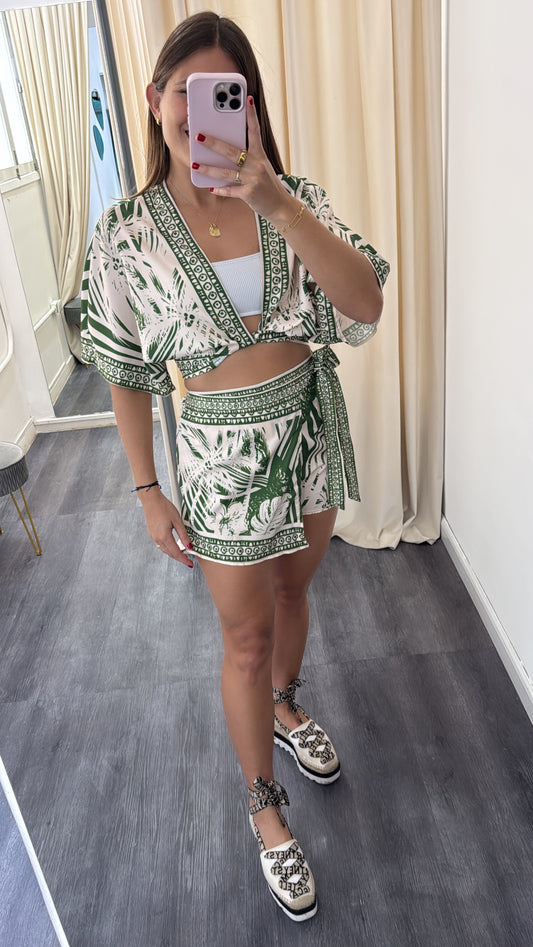 TOP $ MINI SKIRT SET