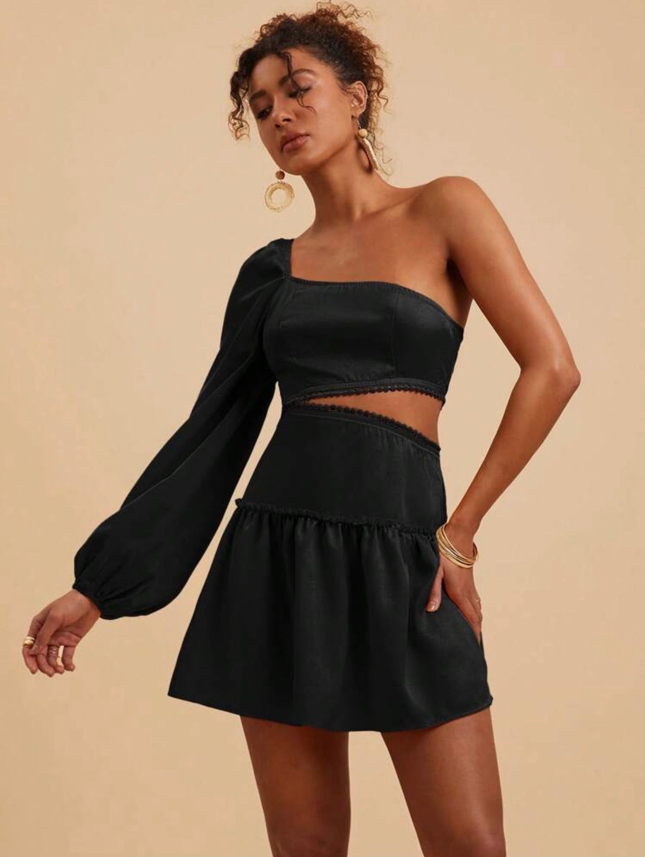 RESORTWEAR