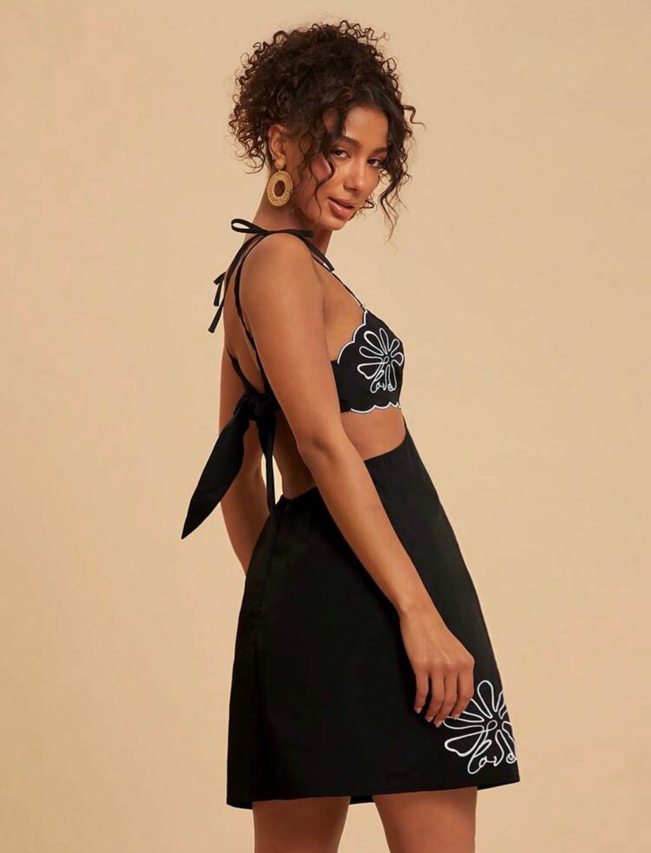 RESORTWEAR