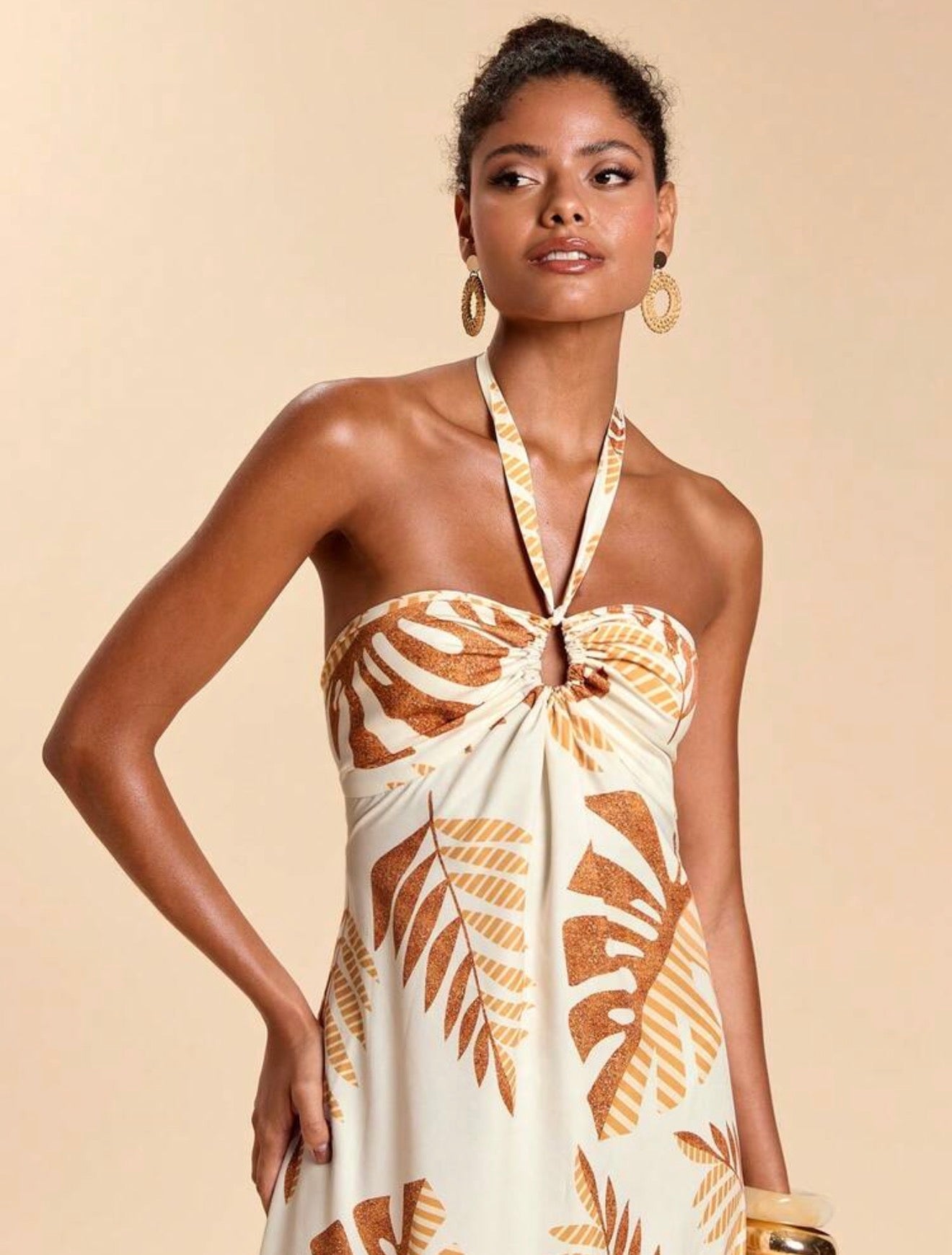 RESORTWEAR