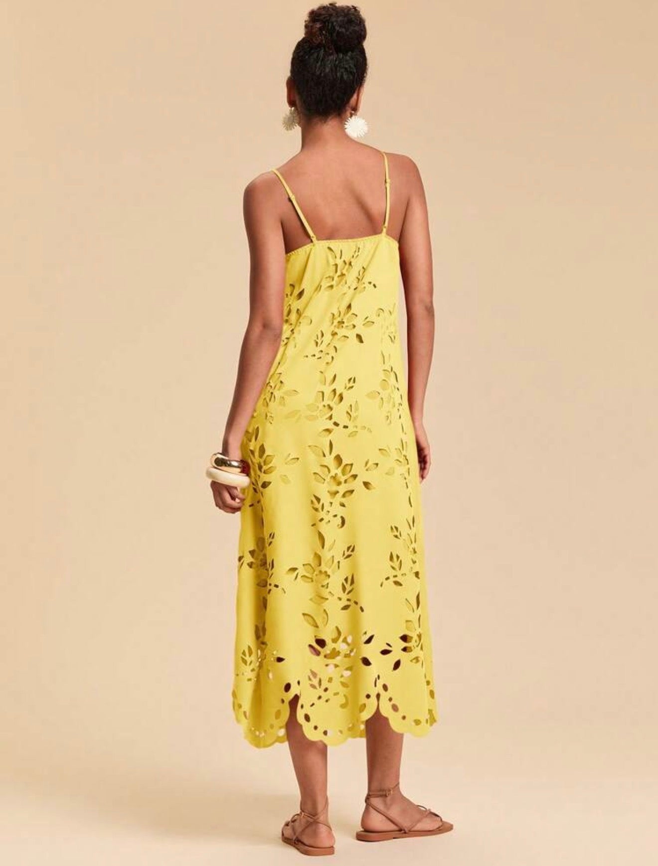 RESORTWEAR