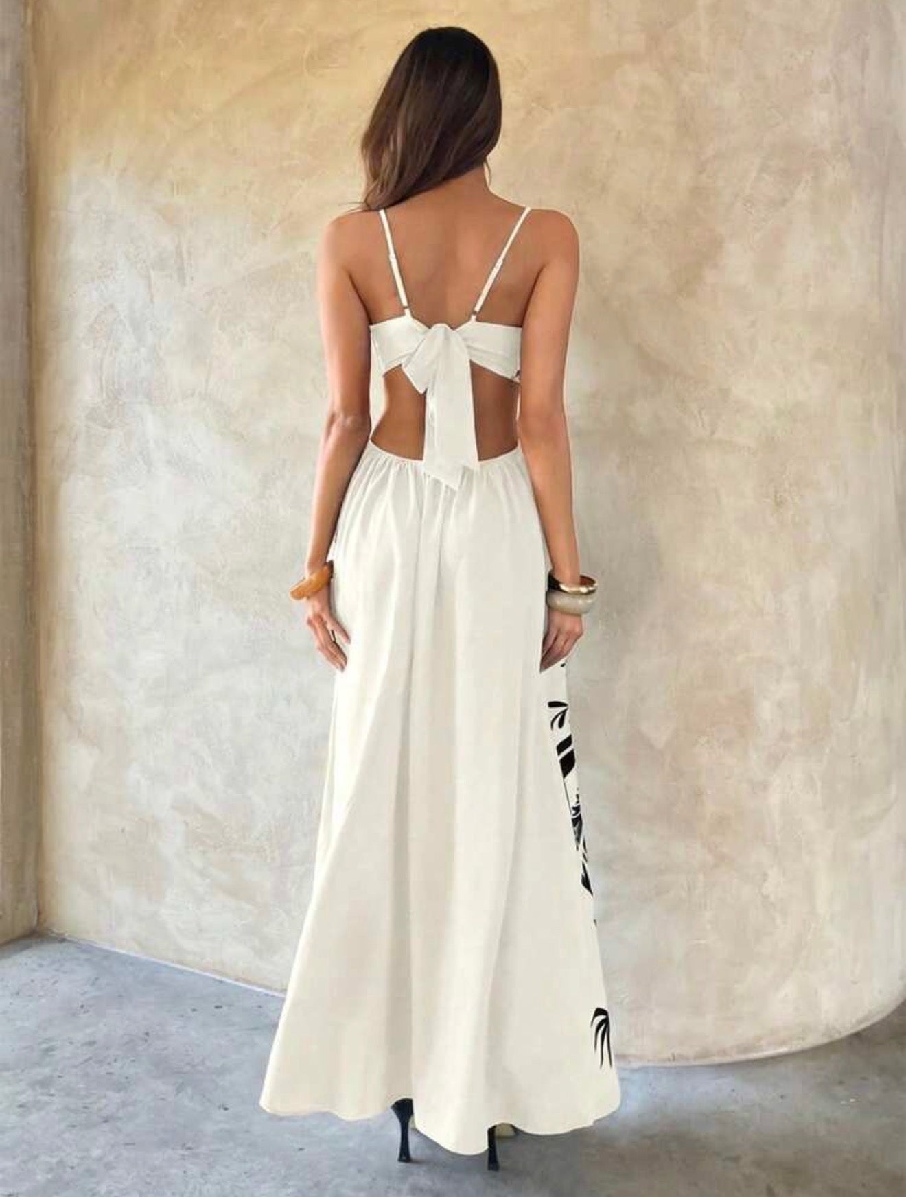 RESORTWEAR
