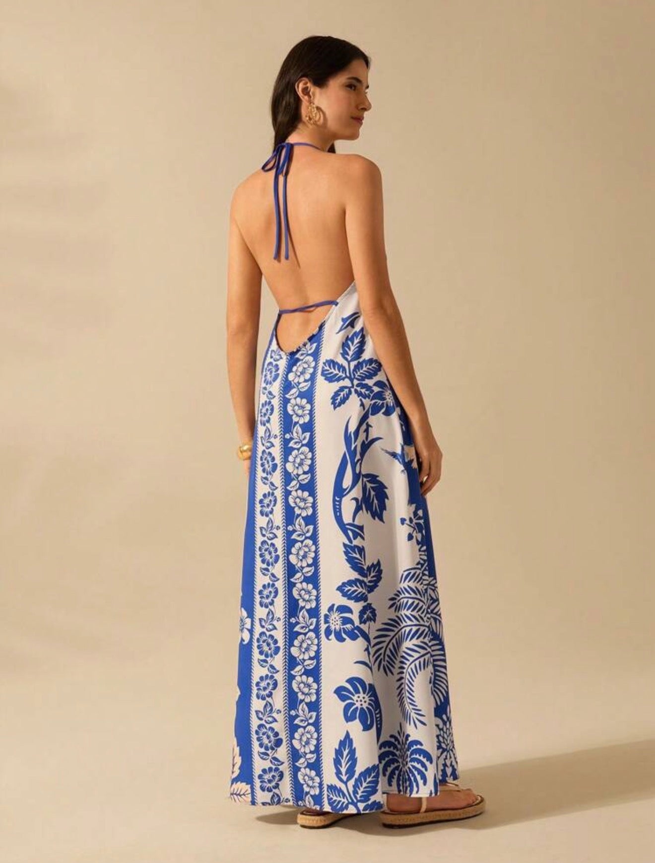 RESORTWEAR