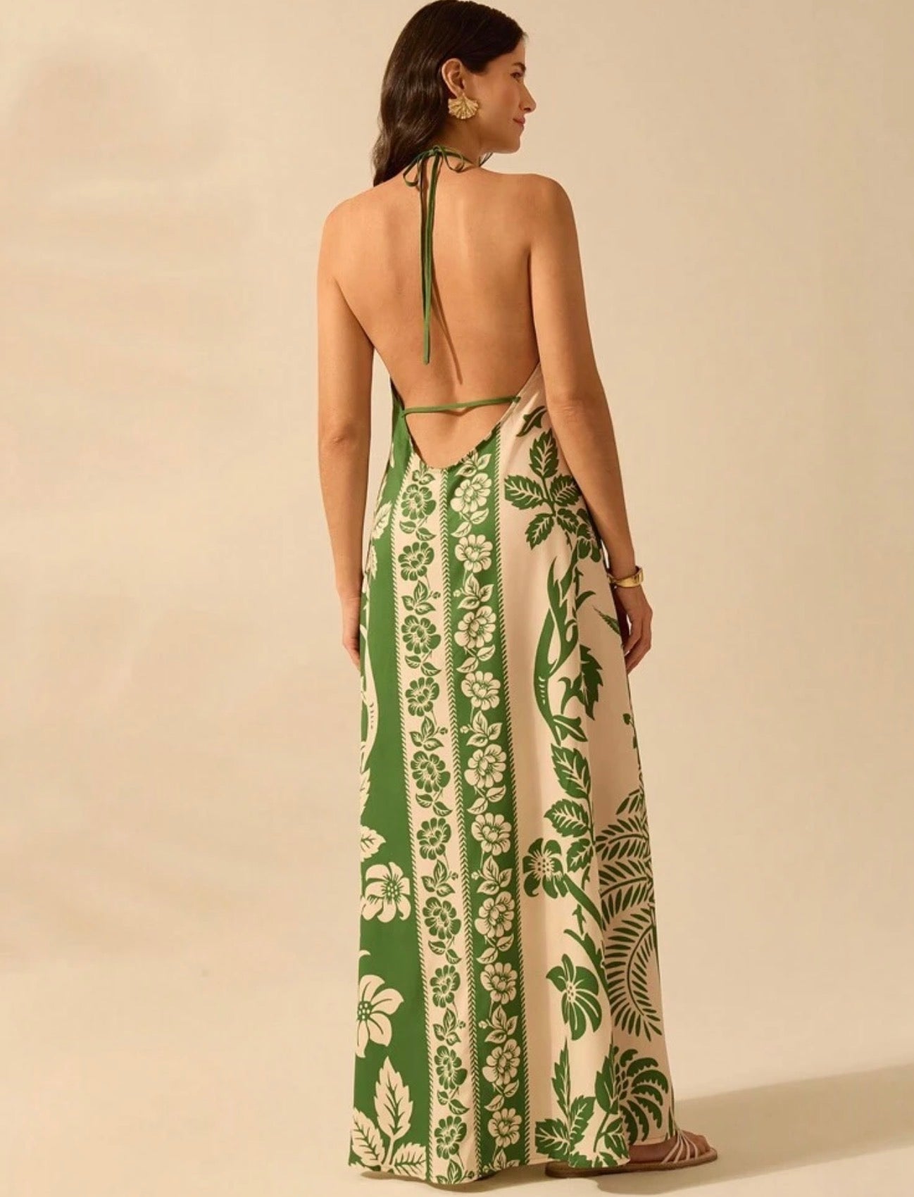 RESORTWEAR