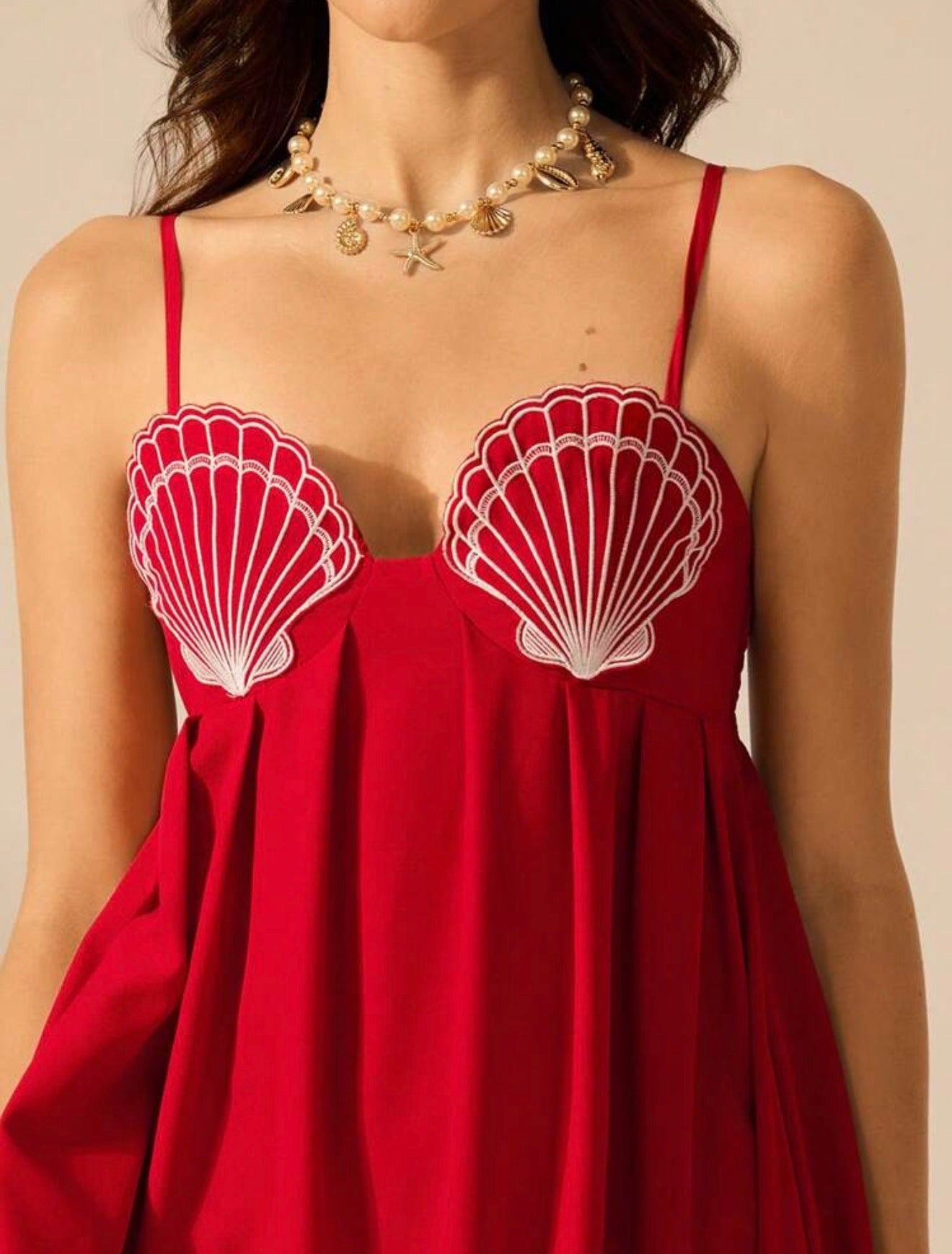 RESORTWEAR