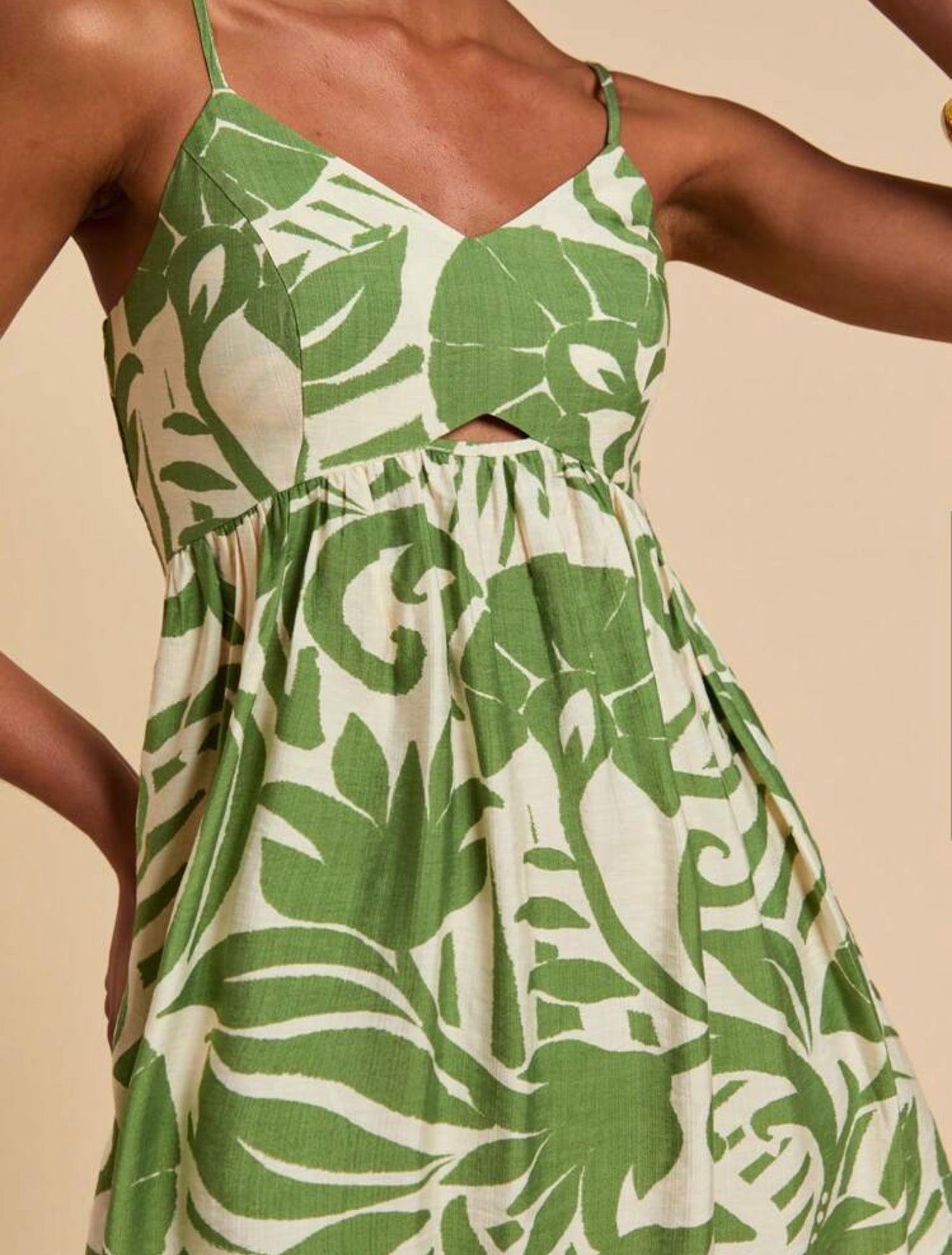 RESORTWEAR