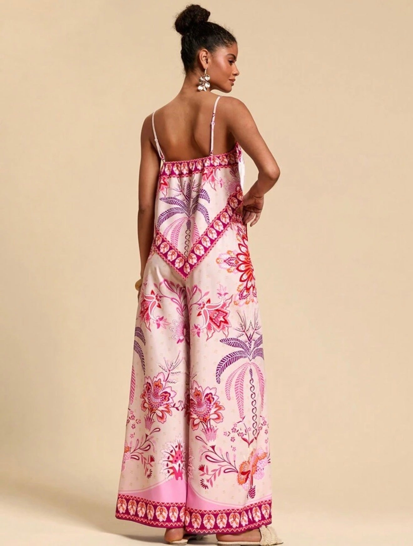 RESORTWEAR